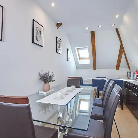 Apartment Zatecka - Terrace In The Old Town