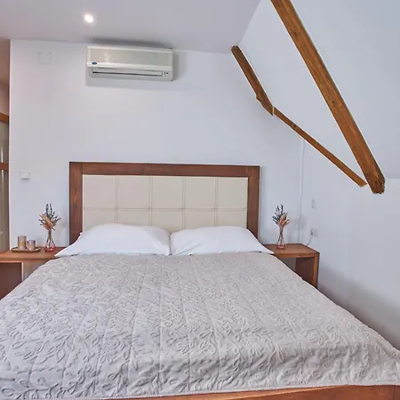 Apartment Zatecka - Terrace In The Old Town Prague