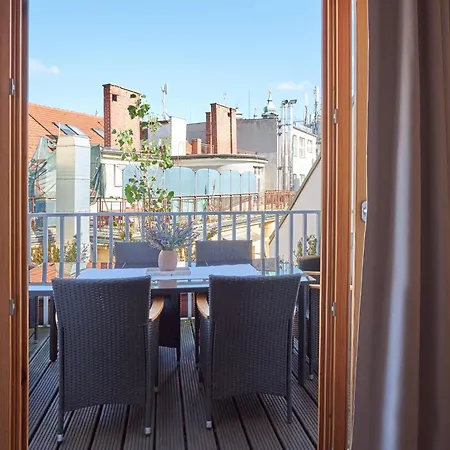 Zatecka - Terrace In The Old Town *